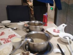 -海上明月海鲜火锅 鲜切牛肉