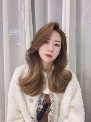 -苏豪路易士·嘉玛发廊