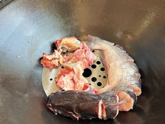 -老刘生态大鱼坊铁锅炖鱼(赛马场店)