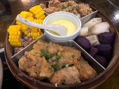 -黄桷树曹家私房菜(江与城店)