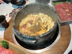 -芸山季·云南野生菌火锅(人民广场来福士店)