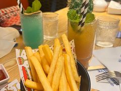 -Famous肥猫墨西哥音乐餐吧(五棵松华熙LIVE店)