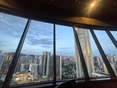 -广州花园酒店·凌璇阁旋转餐厅CAROUSEL360