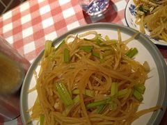 -老郑家东北春饼(龙悦居店)