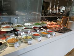 自助调料区-威珀斯酒店·珀萃美食餐厅 | 海鲜刺身·现烤生蚝·特色烤肉