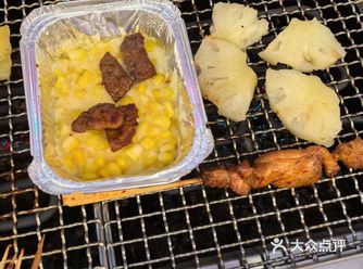 一直对烤肉情有独钟！这次来了这家备受好评的烤肉店