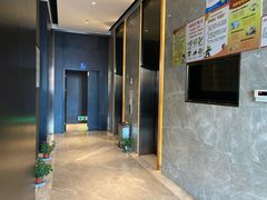 -铂逸梦秦酒店(横店梦幻谷店)