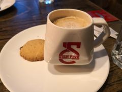 -HIGH FIVE哈福手工汉堡(桂林路店)