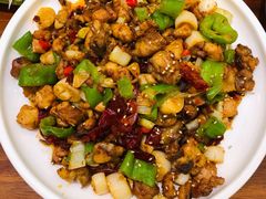 柴窝堡辣子鸡-清真·玛丽亚新疆菜主题餐厅(浙江中路店)