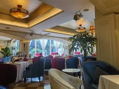 -米兰臻选·花园餐厅(航空店)