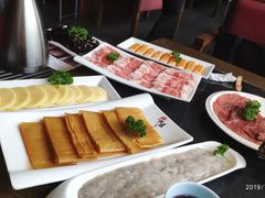 -重庆德庄火锅(体育中心店)