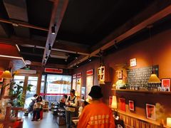 -巴卤社老火锅(财富店)
