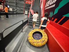 -极限PLAY运动娱乐新世界·团建派对潮玩休闲馆·室内蹦极高空游乐园