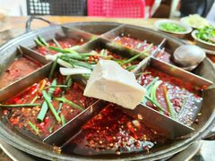 九宫格锅底-化龙桥九宫格火锅(清水河店)