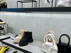 -万达广场(南昌红谷滩店)