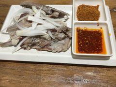 -清真·玛丽亚新疆菜主题餐厅(浙江中路店)