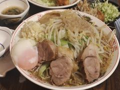 二郎系拉面-拉面莊夢語＆中华料理八椿
