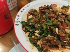 -鲁南仔·滕州炒鸡(经三路店)