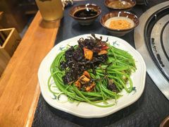 -阿山卓·野生菌火锅·纳西火塘烤肉