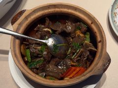 -八府香鸭·啫啫煲(华山路店)