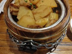 -苹果树下艺术餐厅(宋庄店)