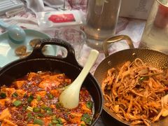-川流不息·地道川菜·小龙虾(新松江路店)