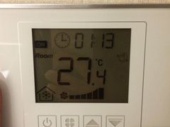 -桔子酒店(上海西藏北路地铁站店)