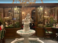 -秘密旅行Bonjour(黑金冠 江南西店)