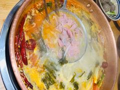 酸辣锅底-洱火云南酸菜牛肉火锅(石景山当代商城店)