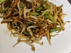 -闫府私房菜(恒隆店)