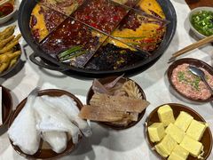 -正南齊北重庆老火锅(光华村直营店)