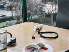靠窗位-越美小馆·越南料理(曲江店)