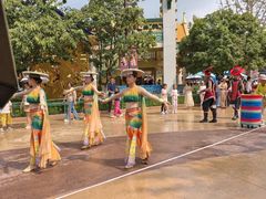 -七彩云南欢乐世界