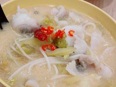 -谭仔米线(皇庭广场店)
