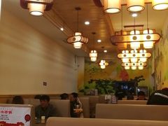 -洪兴砂锅(烟台山店)