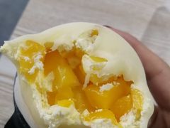 -蜜蜂小象·榴莲千层蛋糕(时代汇11栋店)