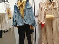 -URBAN REVIVO(上海中庚漫游城店)
