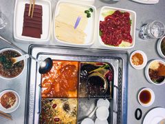 -海底捞火锅鲜切牛肉主题店(长寿路店)