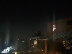 -The ROOF (通盈中心店)