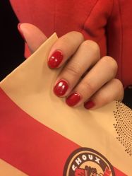 -逸日式美甲美睫工作室