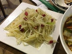 -朋友圈概念餐厅(象山万达广场店)