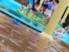 -热带风暴水上乐园