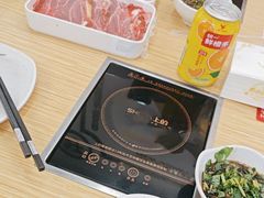 -杨老板·海鲜集市火锅·鲜切牛肉(中防万宝店)