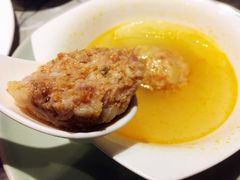 蟹粉狮子头-萬國春·中菜馆(颐和公馆店)