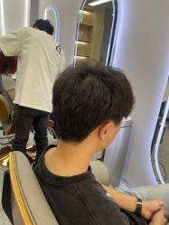 -D.G造型·烫发染发接发