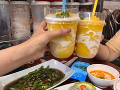 -Dang restaurant (patong phuket)