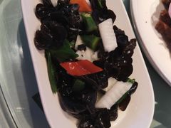 秋葵木耳山药-巴特餐饮6加1音乐餐吧·新疆菜