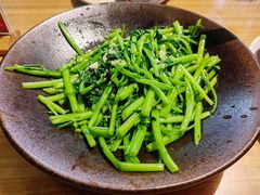 -山茶云南菜(永安里店)