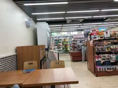-全家便利店(莲花池东路店)