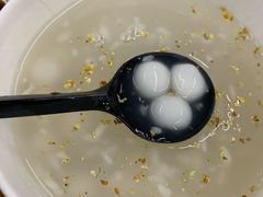 酒酿圆子-忆秦园小笼包(惠山古镇总店)